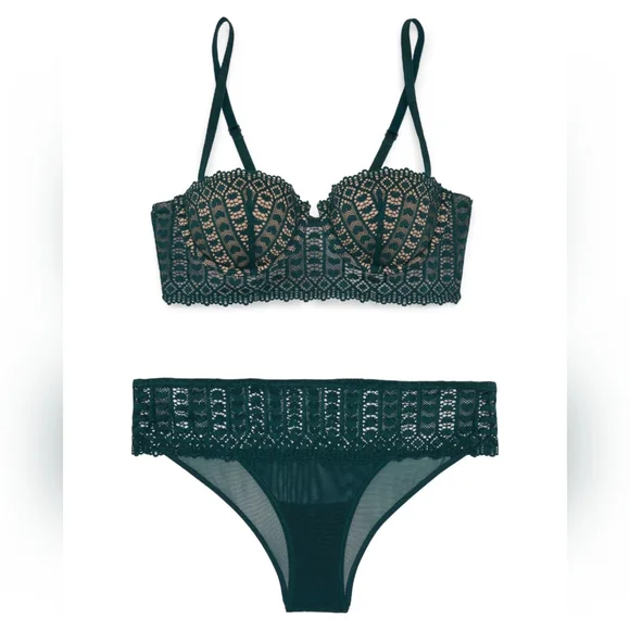 Adore Me Nymphadora Contour - Picture 4 of 12